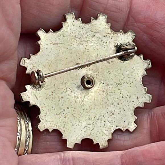 Vintage Coro layered brooch with black glass rhinestone and faux pearls - Picture 4 of 7